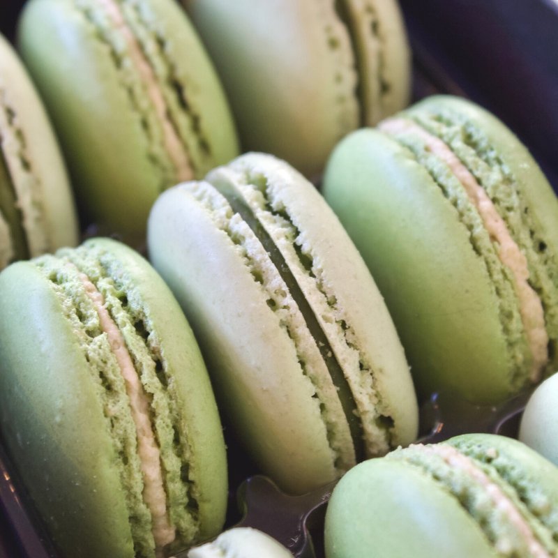 Delicious Treats That Make Your Winter Brighter - Olivia Macaron