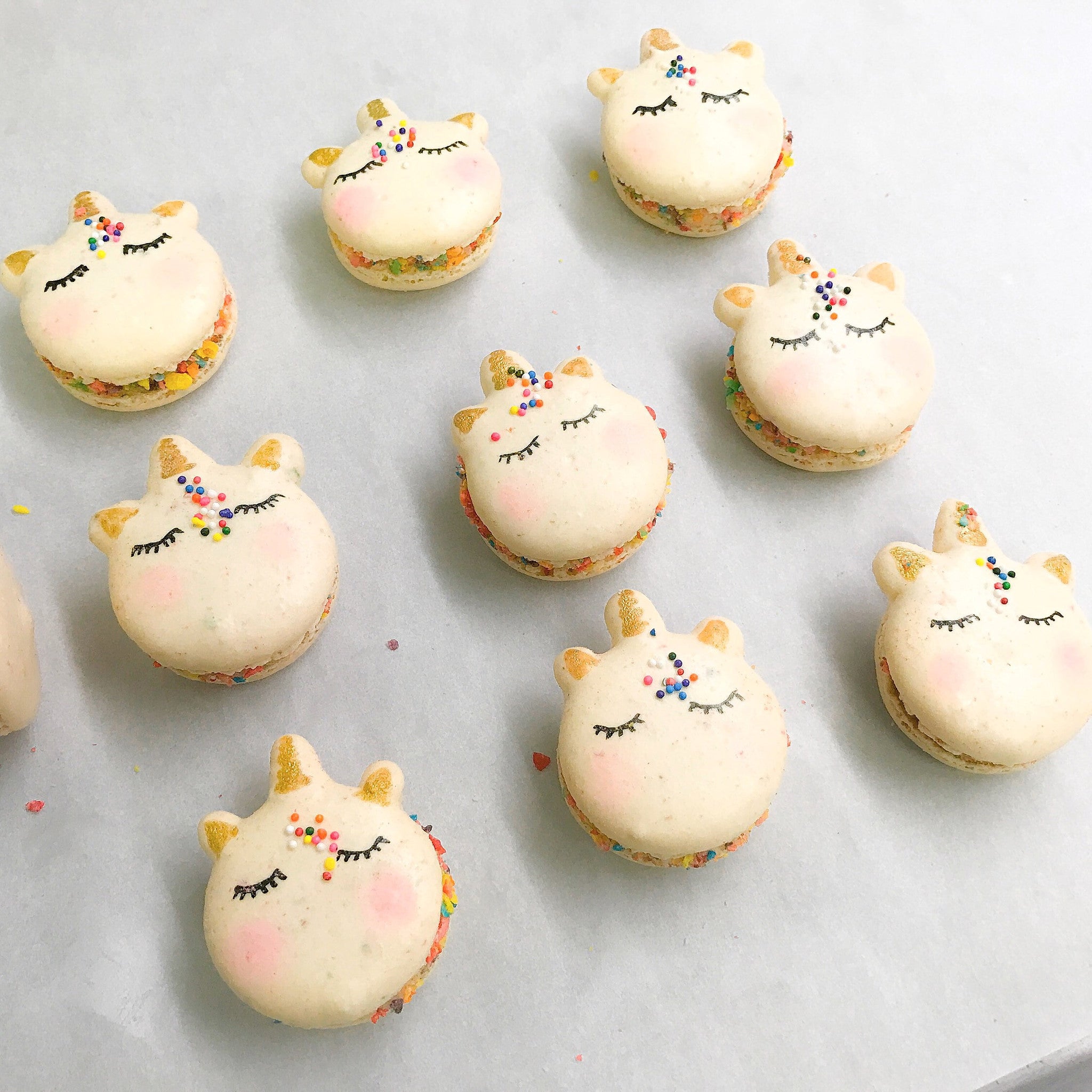 Who Wants Unicorn Macarons? (We Do!) - Olivia Macaron