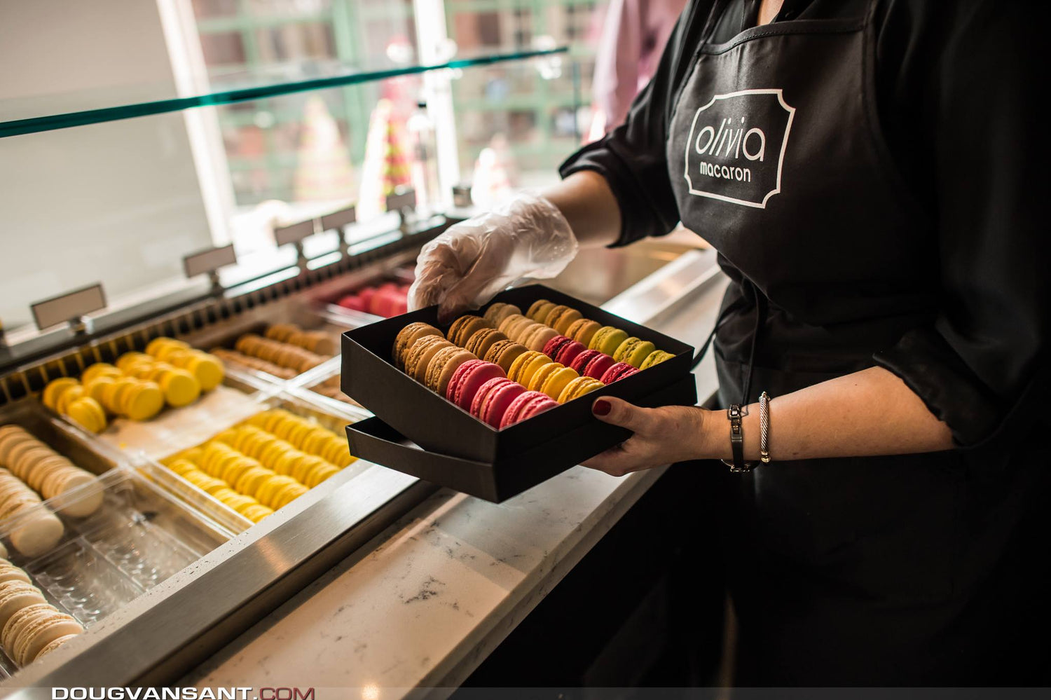 Olivia Macaron | Contact Us Header Picture | Macaron Display