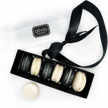 Black & White Gift Box - Olivia Macaron