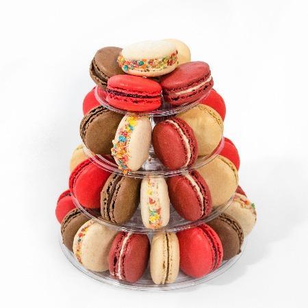 Build-Your-Own Tower - Olivia Macaron