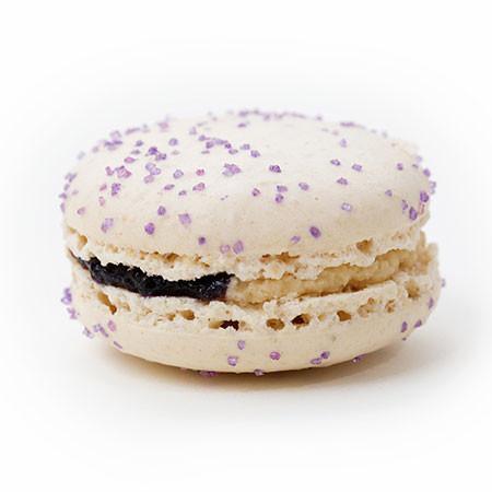 peanut butter and jelly macaron