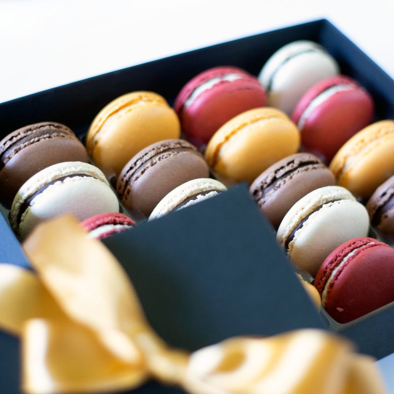 Thanksgiving Gift Box - Olivia Macaron