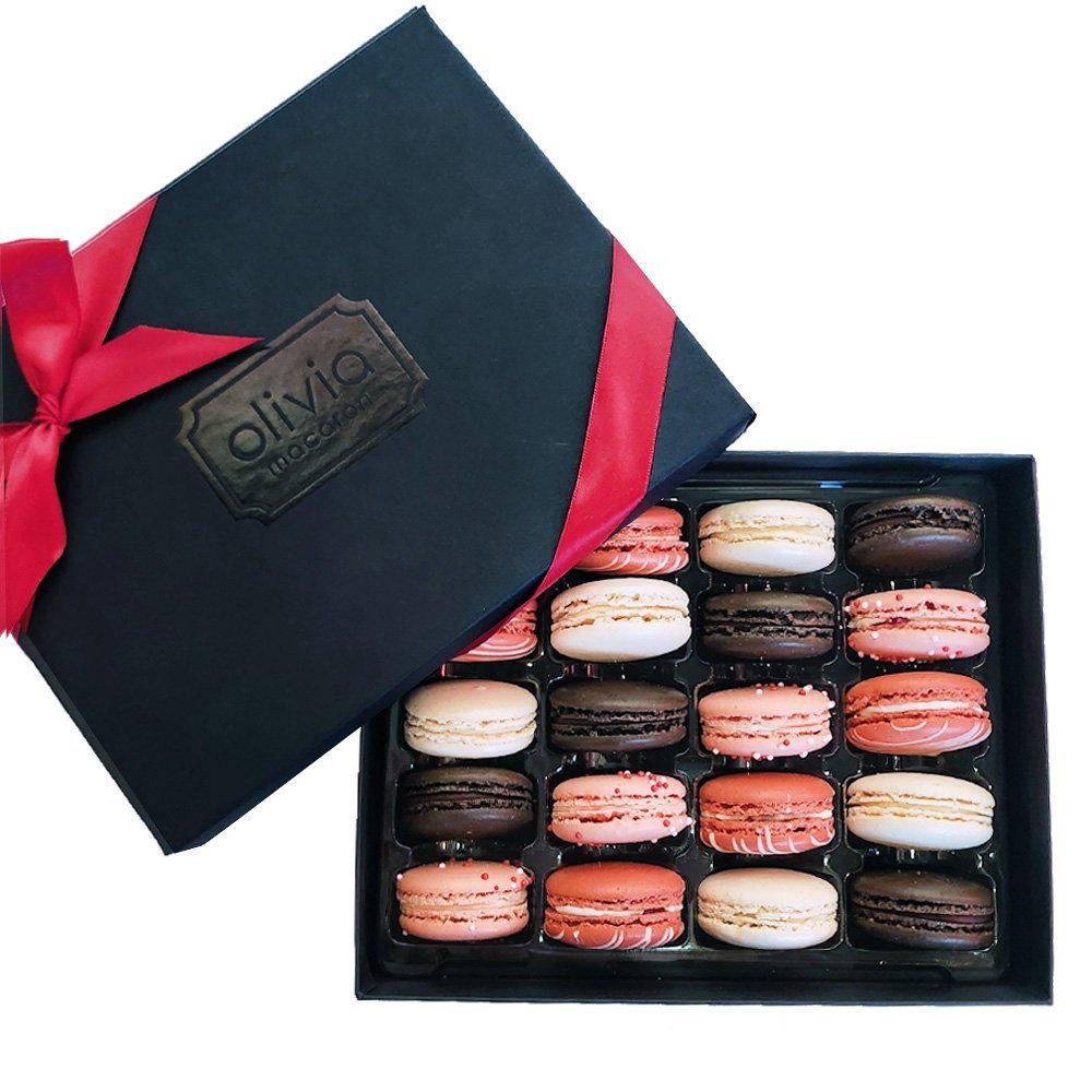 Valentine&#39;s Day Gift Box - Olivia Macaron